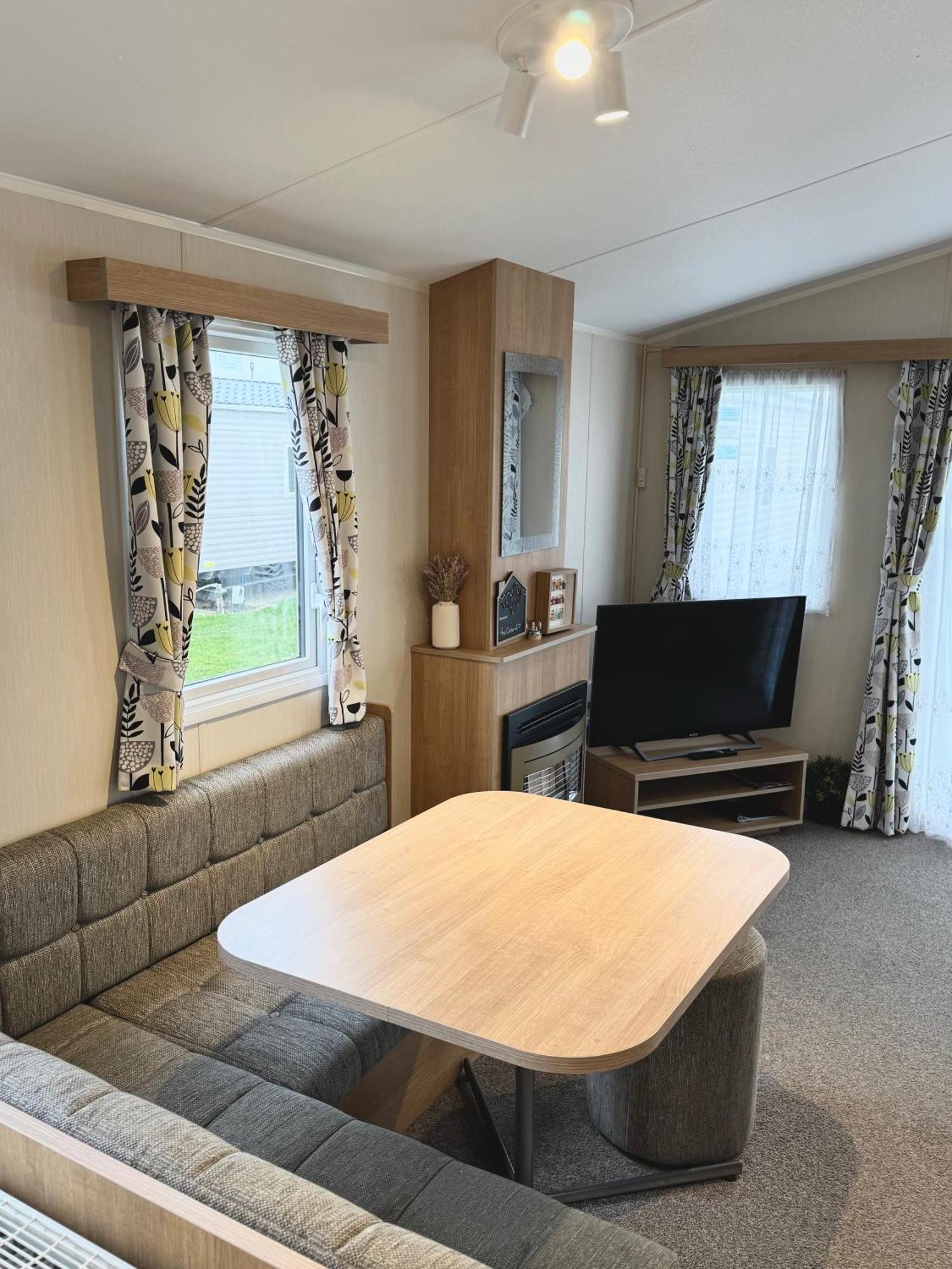 Oaken Caravan - Golden Sands Away Resorts Kinmel Bay Exterior photo